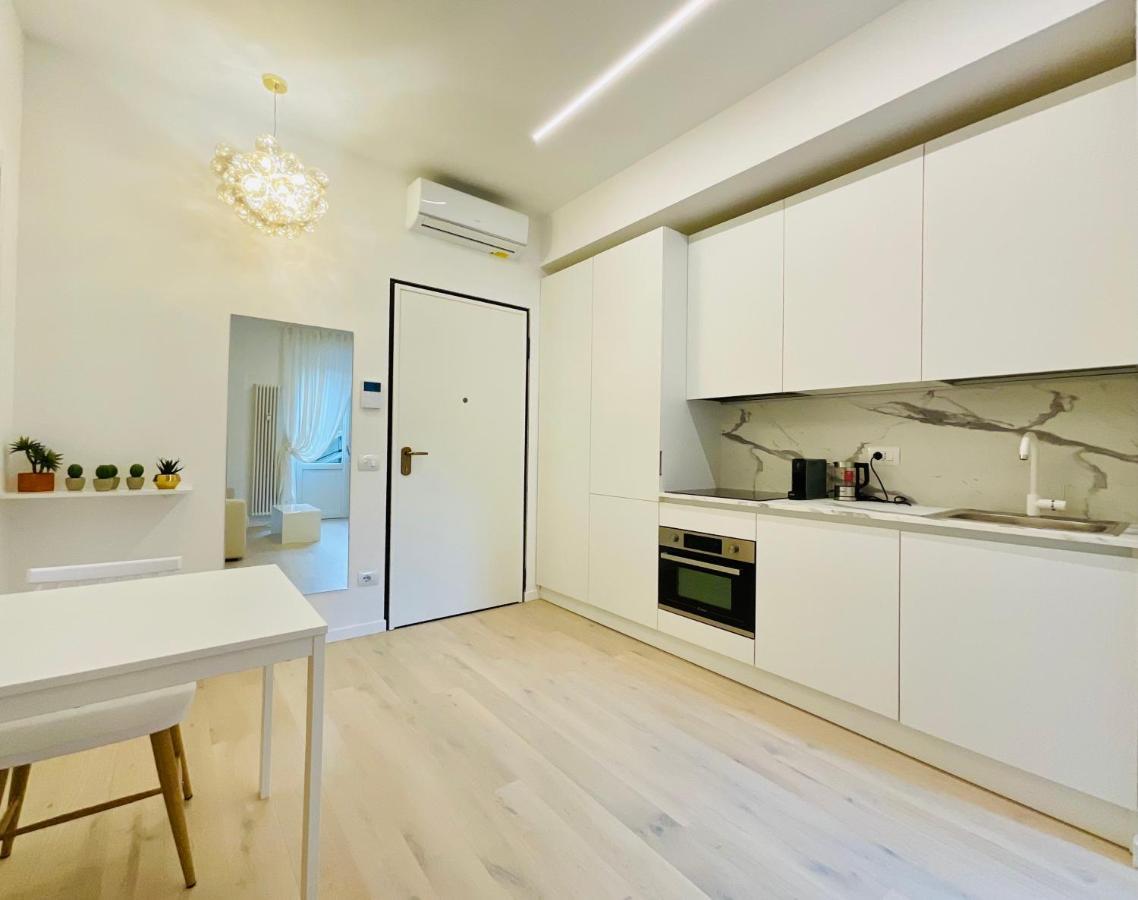 Apartment Suite - Charlize - In The Heart Of ミラノ エクステリア 写真